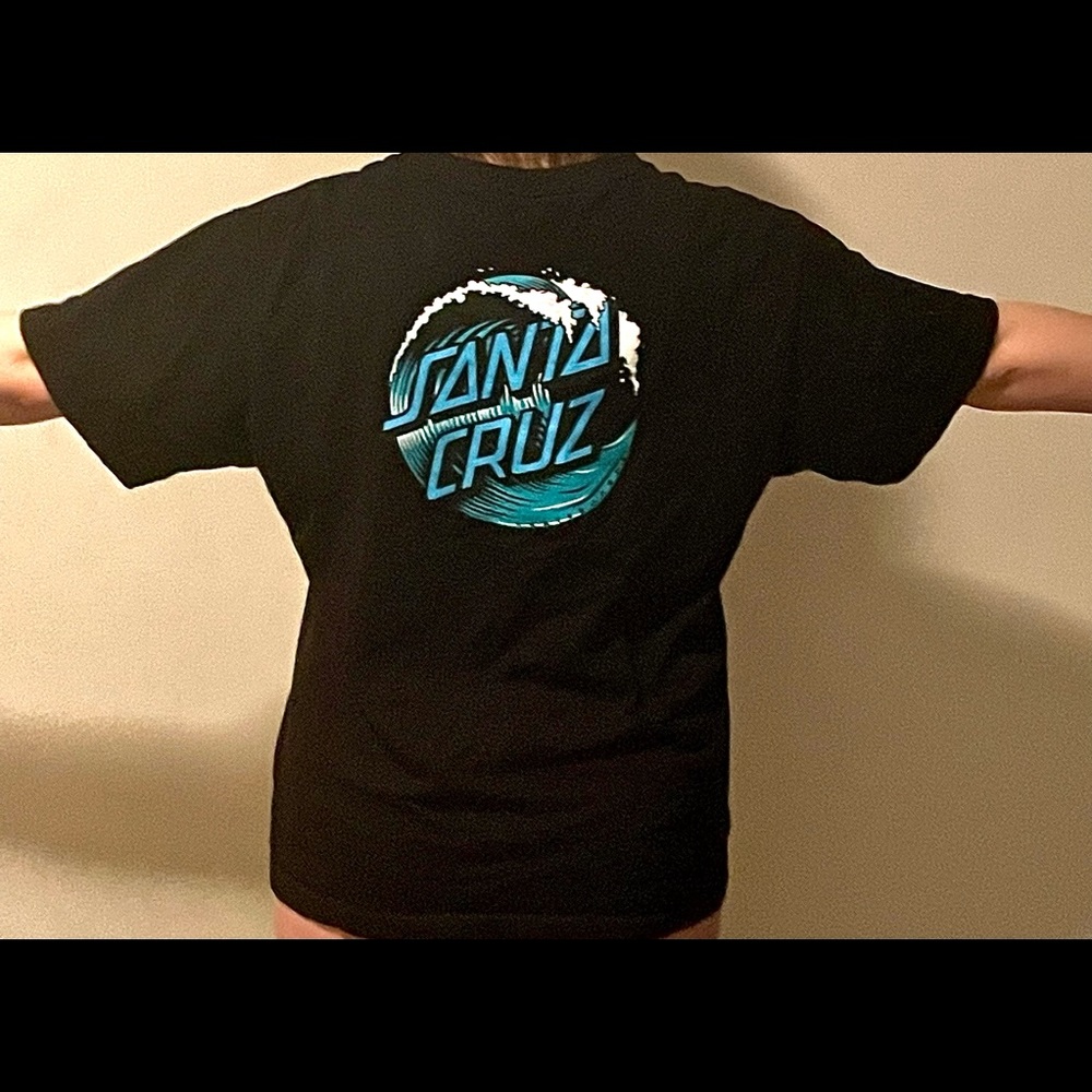 Santa Cruz Youth Extra Large T-Shirt